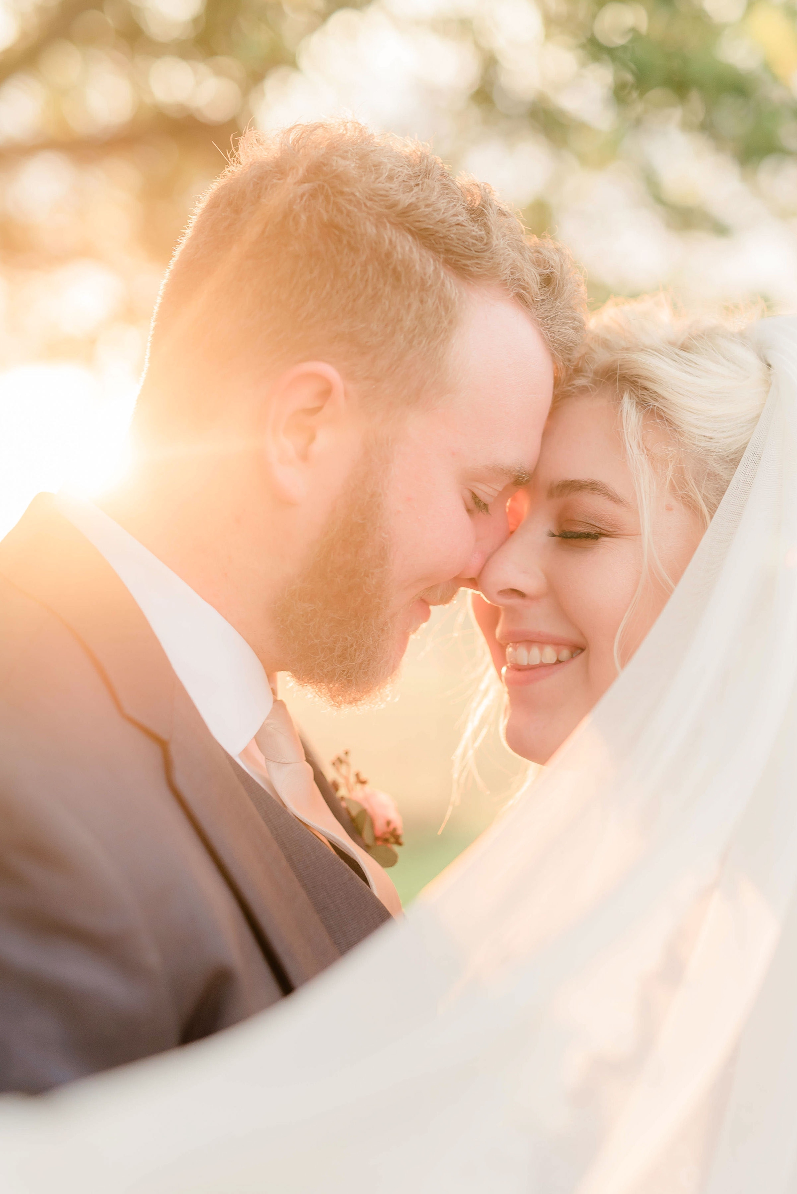 The Benefits Of Sunset Portraits On Your Wedding Day